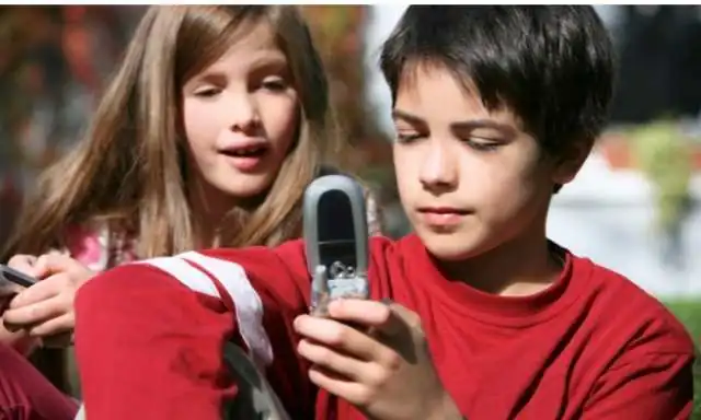 How Mobile Phone Harmful For Your Child?